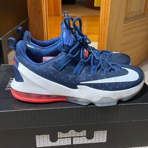 LEBRON 13 LOW USA
